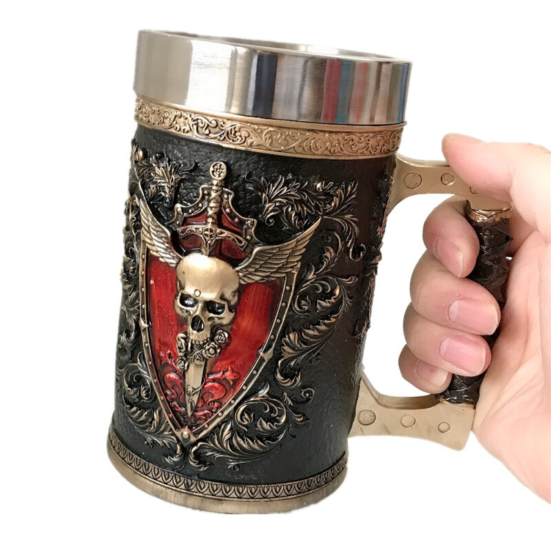 TAZA WINGED SKULL PM-95 - Imagen 3